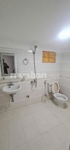 CHỦ CẦN BÁN GẤP NHÀ MẶT PHỐ GIA NGƯ, 75M2 × 4 TẦNG, 5PN, 75 TỶ