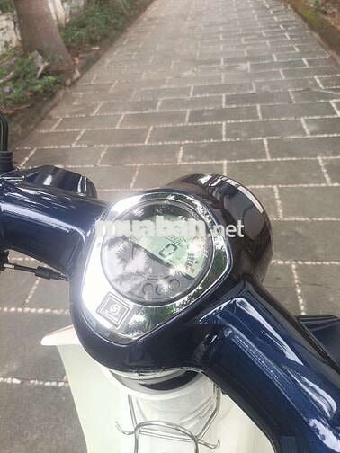 Honda Cub 50 2025 Xanh trắng