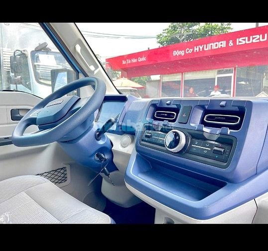 Xe tải điện đi 305km 1 lần sạc