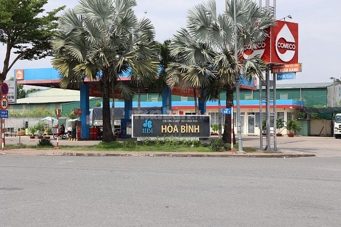 Cho thuê 1ha đất dịch vụ tại KCN Hòa Bình, vị trí đẹp ngay đầu KCN