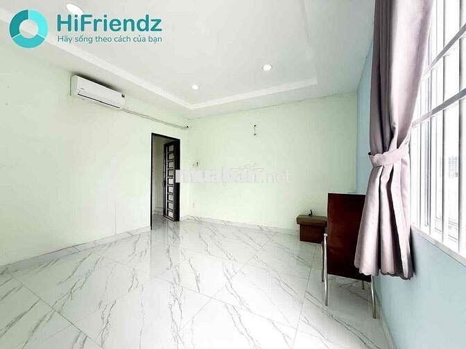 Studio trống sẵn Có cửa sổ và máy lạnh, khoá vân tay toilet riêng