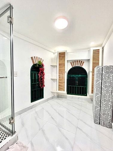 Cho thuê nhà nguyên căn Trần Bình Trọng P5 Bình Thạnh