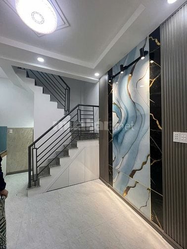 Nhà 1 trệt 1 lầu Tân Thới Hiệp 20,4x8m,Nhà mới đẹp,2PN,Công chứng ngay