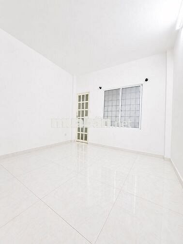 NHÀ Ở HẺM XE HƠI TẬN 3 PHÒNG NGỦ