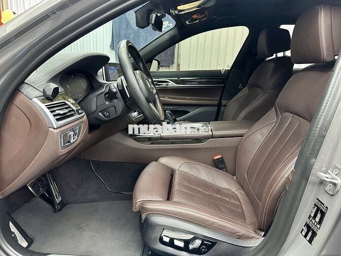 BMW 730 M Sport 2020 Xám 80.000 km