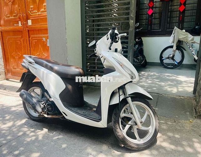 Honda Vision 2015 Trắng Nữ