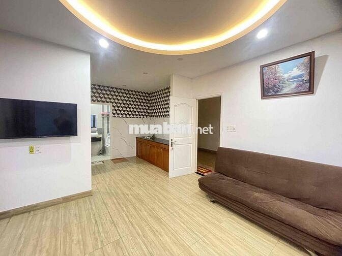 Studio ban công phòng ngủ tách biệt