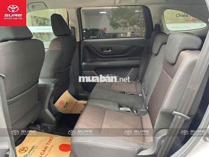 Toyota Avanza Premio 1.5G AT 2024 Bạc