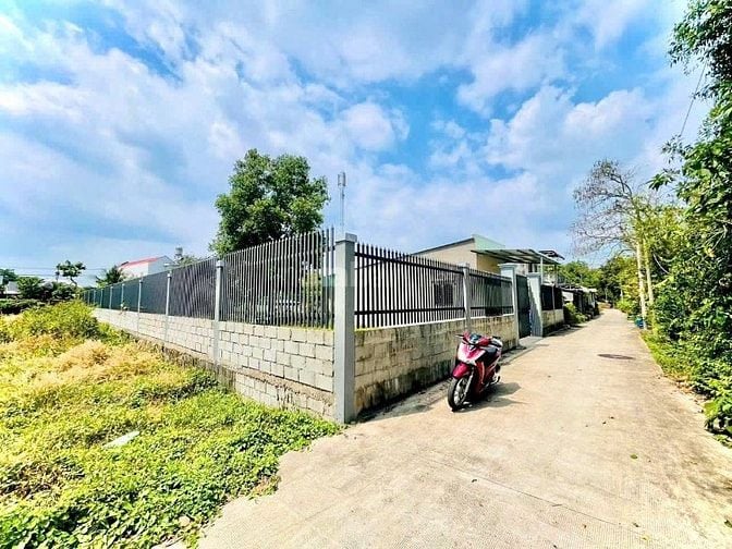 Cần thanh lý 400m2 đất Chợ Quảng Việt TÂN AN HỘI – CỦ CHI