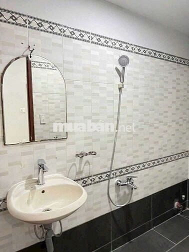 NHÀ 5X18 3 LẦU MT NGUYỄN VĂN KHỐI 5PN 6WC