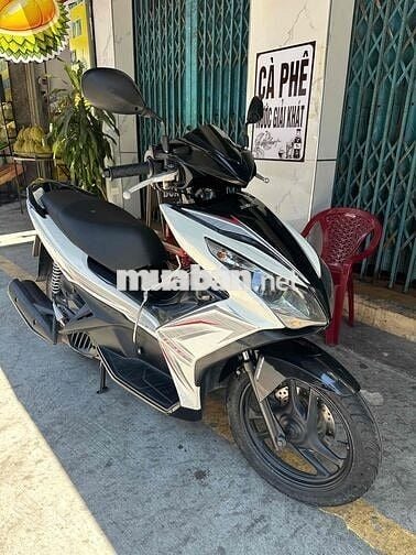 Honda Air Blade Trắng đen
