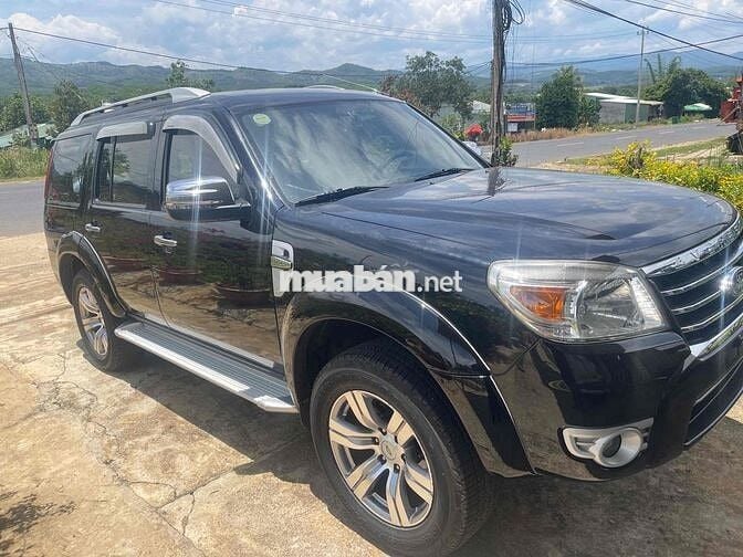 Ford Everest 2011 1 cầu Đen