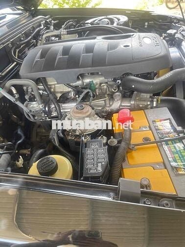 Ford Everest 2011 1 cầu Đen