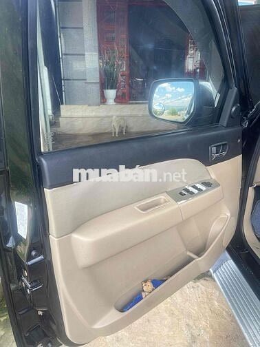 Ford Everest 2011 1 cầu Đen
