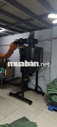 *** NỮ NHÂN VIÊN  ĐÓNG GÓI