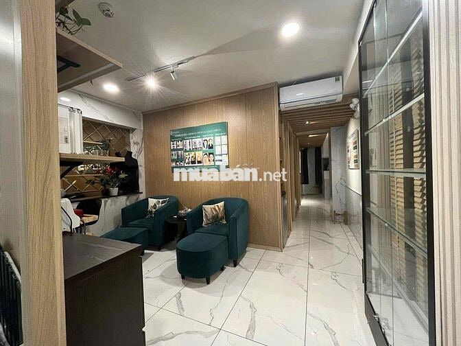 Mặt bằng decor sẵn đẹp gần 150m2 ngay Sân Bay