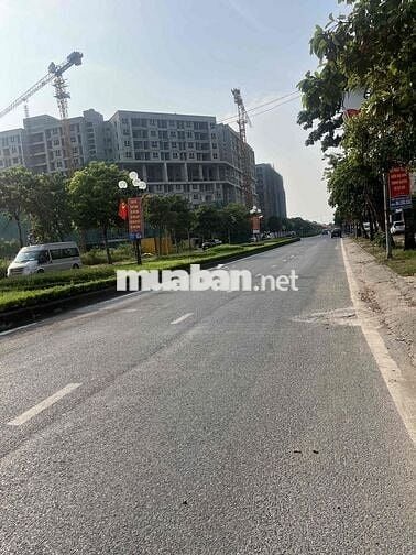 Bán Đất Thổ Cư * Khu CN Bắc Thăng Long . Đất sạch , sổ đỏ cất két .
