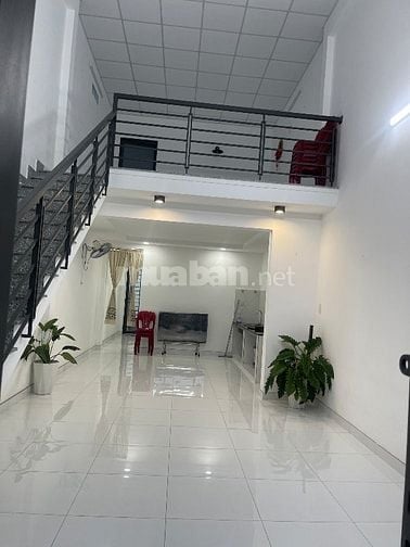 CHO THUÊ NHÀ MỚI SẠCH ĐẸP HẺM ĐỐI DIỆN BỆNH VIỆN HÓC MÔN