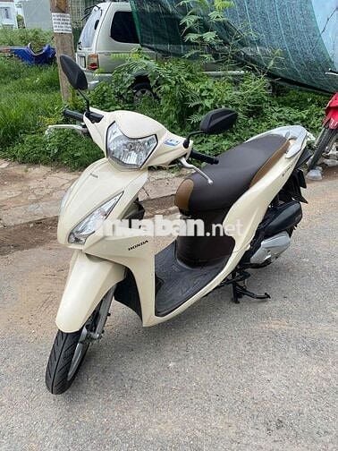 Honda Vision 2017 màu Kem bstp chinh chu