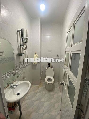Phòng đầy đủ tiện nghi Chợ Phạm Văn Hai