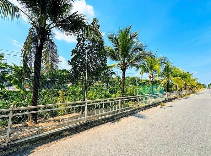 Chính Chủ Gửi Bán Lô Đất Đối Diện Kênh Quá Đẹp Giá Rẻ : 850Tr Shr 