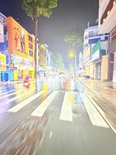 Bán nhà mặt tiền căn góc 5 tầng Nguyễn Trãi P2 Q5 giá chỉ 22,5 tỷ.