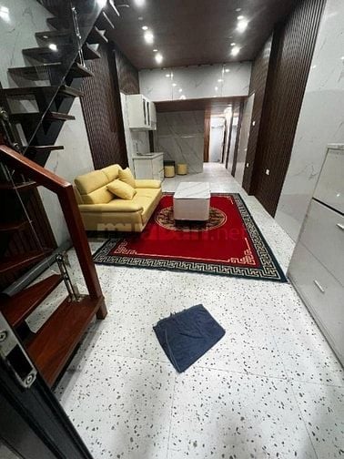 HÀNG HIẾM GIÁ MỀM! Tập Thể Tầng 1 Thông Tầng 2, Đường Ô Tô Tránh, Tiện