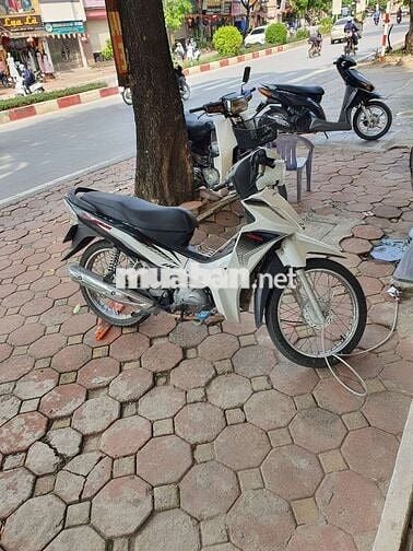 Honda Wave Blade 2016 Trắng