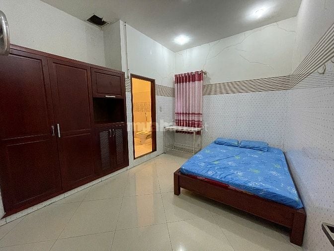 Chính chủ cho thuê phòng đầy đủ nội thất giá 3000k, bảo vệ 24/24