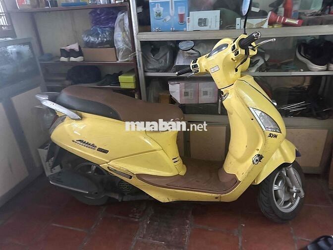 SYM Attila màu Vàng Êm