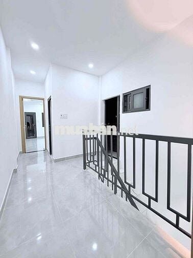 CHỉ: 6,85 T.Ỷ MẶT TIỀN BÌNH THẠNH-TIỆN KINH DOANH-32M2-NHÀ MỚI- FULL N