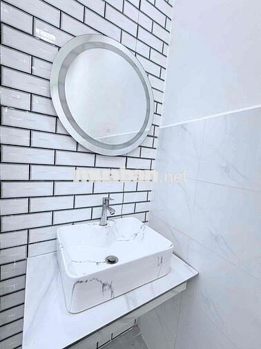 CHỉ: 6,85 T.Ỷ MẶT TIỀN BÌNH THẠNH-TIỆN KINH DOANH-32M2-NHÀ MỚI- FULL N
