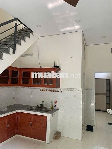 Cho thuê phòng trong nhà nguyên căn, diện tích 30m2