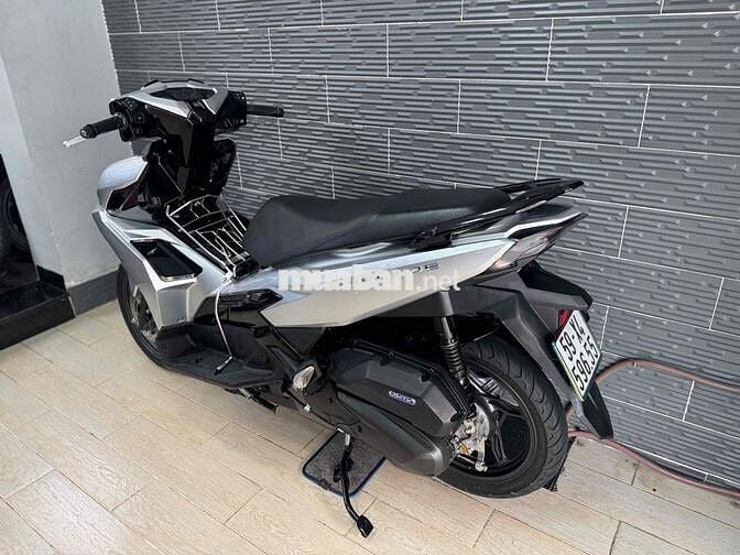 Honda Air Blade 125 4Val 2023 Bạc Đen