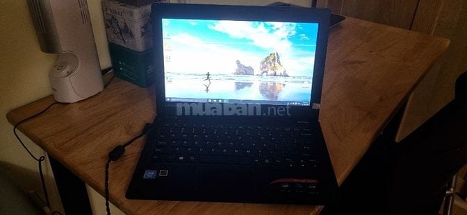 Bán laptop Lenovo vẫn đang dùng
