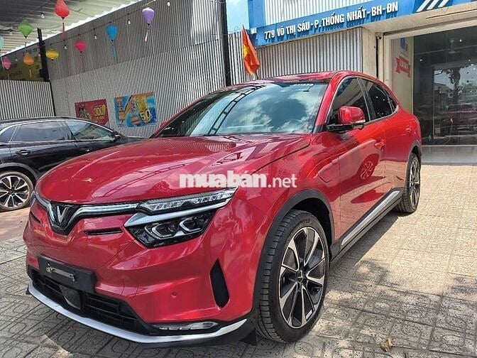 Xe điện VinFast VF8 Plus 2022 Đỏ