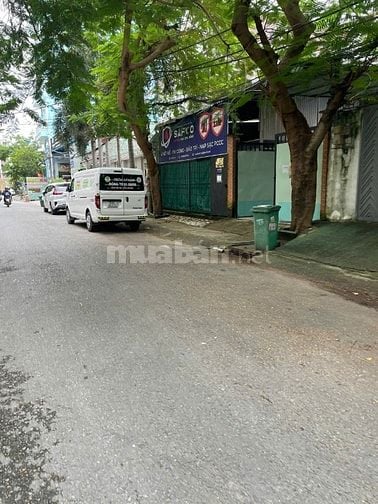 Cho thuê nhà kho 1 Trệt 1 lửng 3 phòng.Làng Đại Học ABC, DT: 8x26. 25T