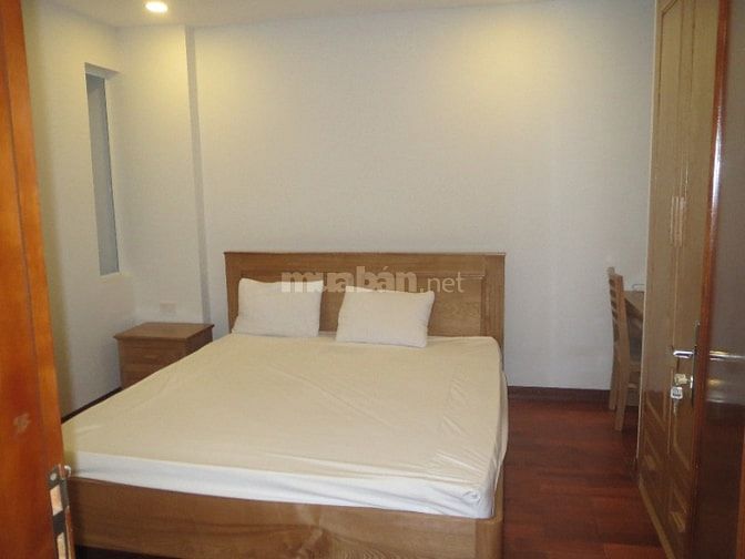 Căn hộ dịch vụ cho thuê số 24 lạc chính, Trúc Bạch