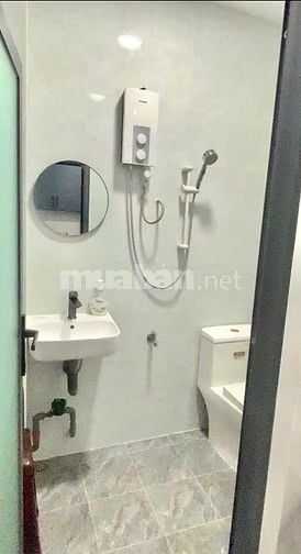 Chung cư Lữ Gia, Quận 11: 75m2, 2p ngủ, máy lạnh, ban công, 10,5tr