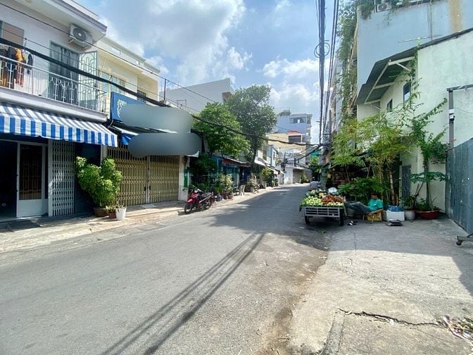 Siêu phẩm nhà HXH 2 MT trước sau ngay Tân Sơn Nhì DTSD: 102m² tiện xây