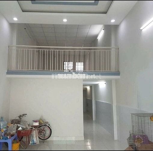 CHO THUÊ NHÀ ĐƯỜNG NGUYỄN HỮU TIÊN : 4 x 25 M đúc lửng đẹp . 2 PN 
