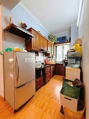 Bán căn hộ khu ĐTM Mễ Trì Hạ 75m2 2PN full NT giá nhỉnh 5 tỷ