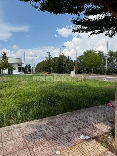 Chính chủ bán đất thổ cư 90m2 - Đường nhựa 7m - kế cận ECO RETREAT