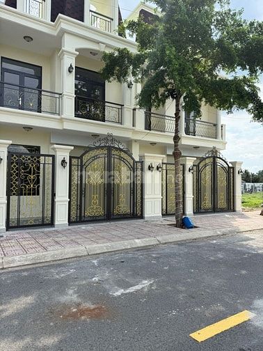 Chính chủ bán đất thổ cư 90m2 - Đường nhựa 7m - kế cận ECO RETREAT