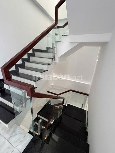 CHÍNH CHỦ BÁN NHÀ HXH ĐƯỜNG SỐ 22 LÊ VĂN QUỚI BIỆT THỰ MINI 6x9