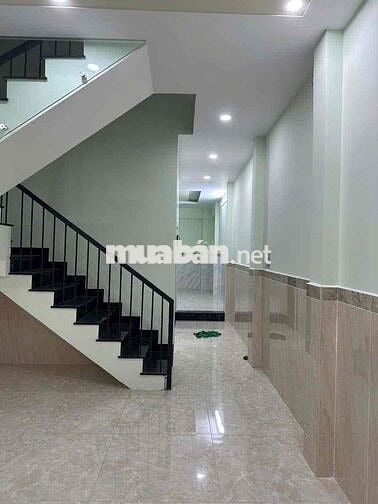 Cho Thuê Nhà Mặt Tiền Có Thang Máy