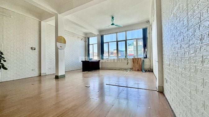 CHO THUÊ VĂN PHÒNG MẶT PHỐ XÃ ĐÀN 50M² - 8.5TR/THÁNG