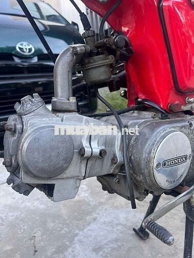 Honda 67 Đỏ, Bạc