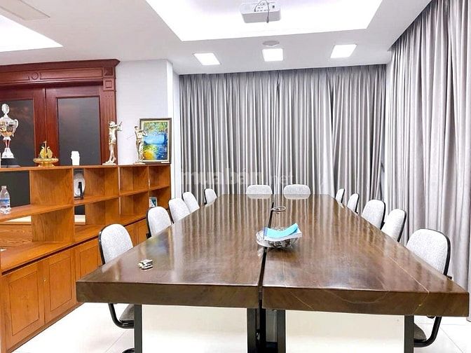  BÁN GẤP căn biệt thự lô góc đẹp nhất khu Linh Đàm.  - Diện tích 239m²