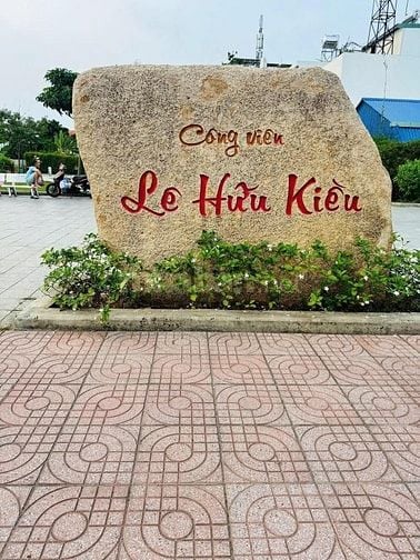 Lô đất góc 2MT Lê Hữu Kiểu đối diện Villa Mỹ Tâm_CN 391m2_ 160tr/m2 TL
